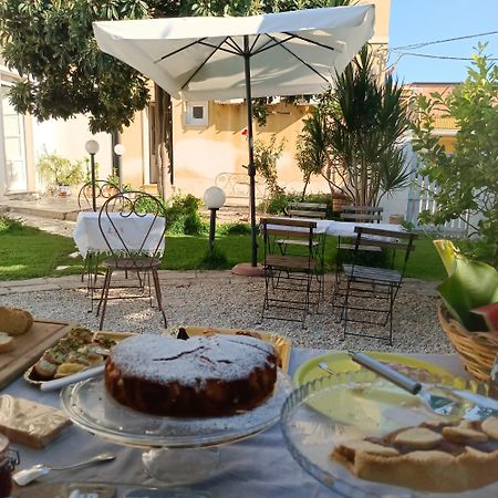 U' Iazzu Bed & Breakfast Avola Dış mekan fotoğraf