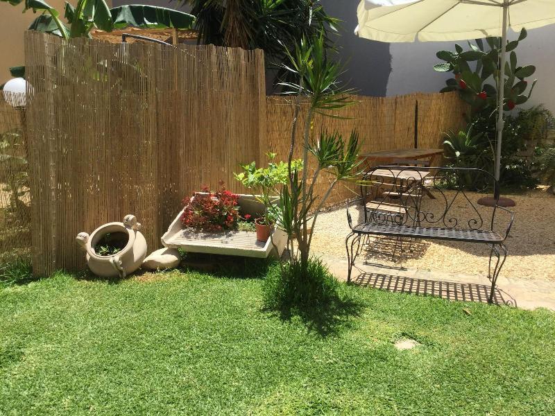 U' Iazzu Bed & Breakfast Avola Dış mekan fotoğraf